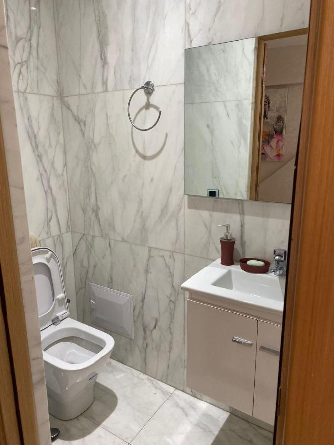 Magnifique Appart F3, Renove, Tres Bien Desservie Casablanca Exteriör bild