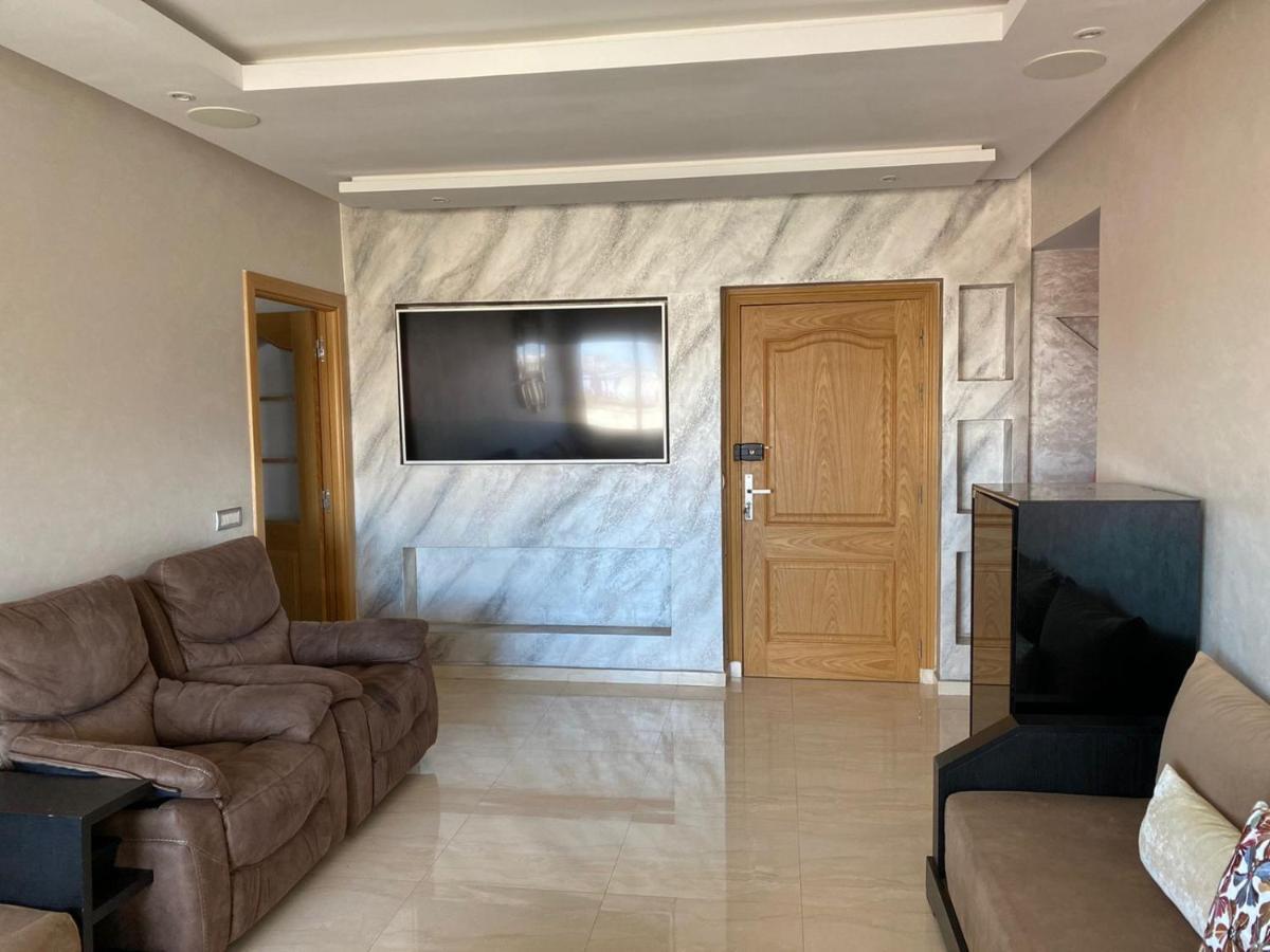 Magnifique Appart F3, Renove, Tres Bien Desservie Casablanca Exteriör bild